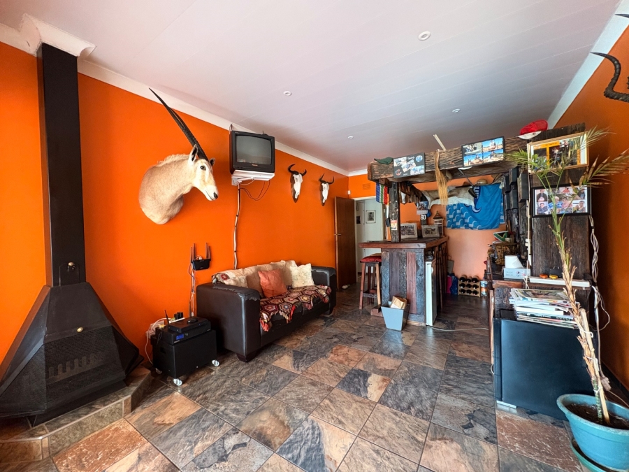 4 Bedroom Property for Sale in Flamwood North West
